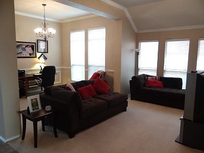 5th image of 1401 Clear Creek Dr