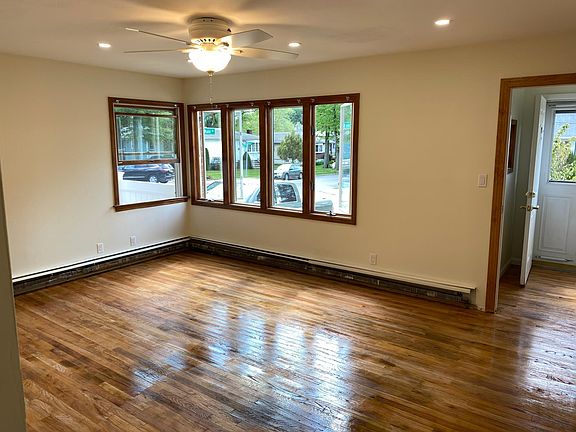 3rd image of 116 Mann Ave #1