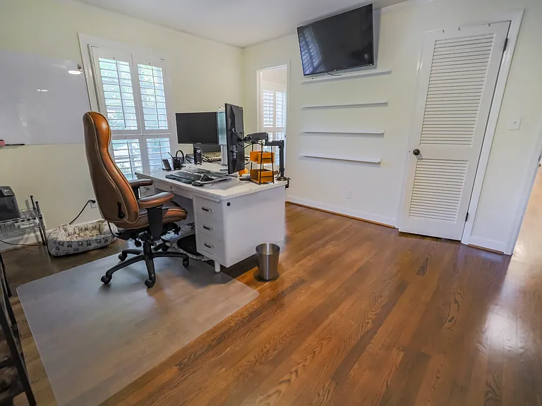 5735 Riverwood Dr NW — Photo 20