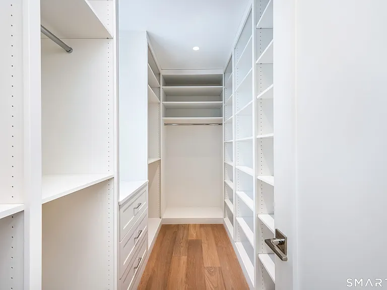 111 Rowayton Ave #201 — Photo 20