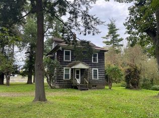 3 Chase Rd, Fulton, NY 13069