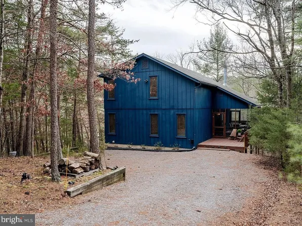 268 Picard Ct, Basye, VA 22810