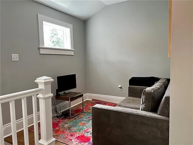 2126 Dublin St — Photo 24