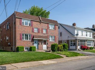 53 W Broadway Ave, Clifton Heights, PA 19018