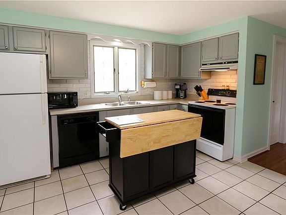 5th image of 1740 Beechwood Dr
