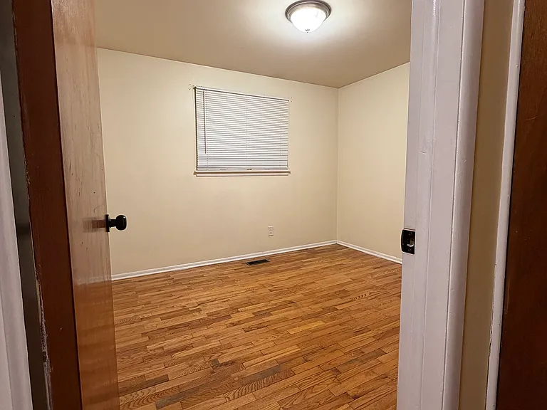 3024 Raskob St — Photo 11