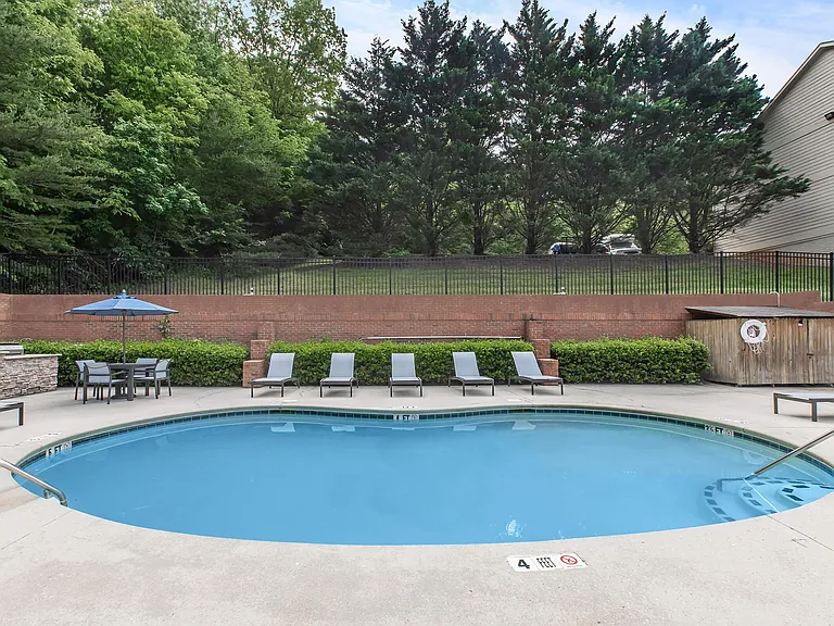 Bluff View at Northside Apartments — Photo 13