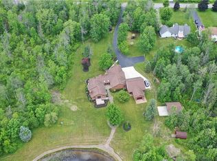 81 Schlemmer Rd, Lancaster, NY 14086