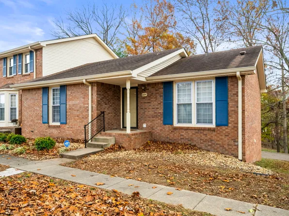 3084 Woody Ln, Clarksville, TN 37043