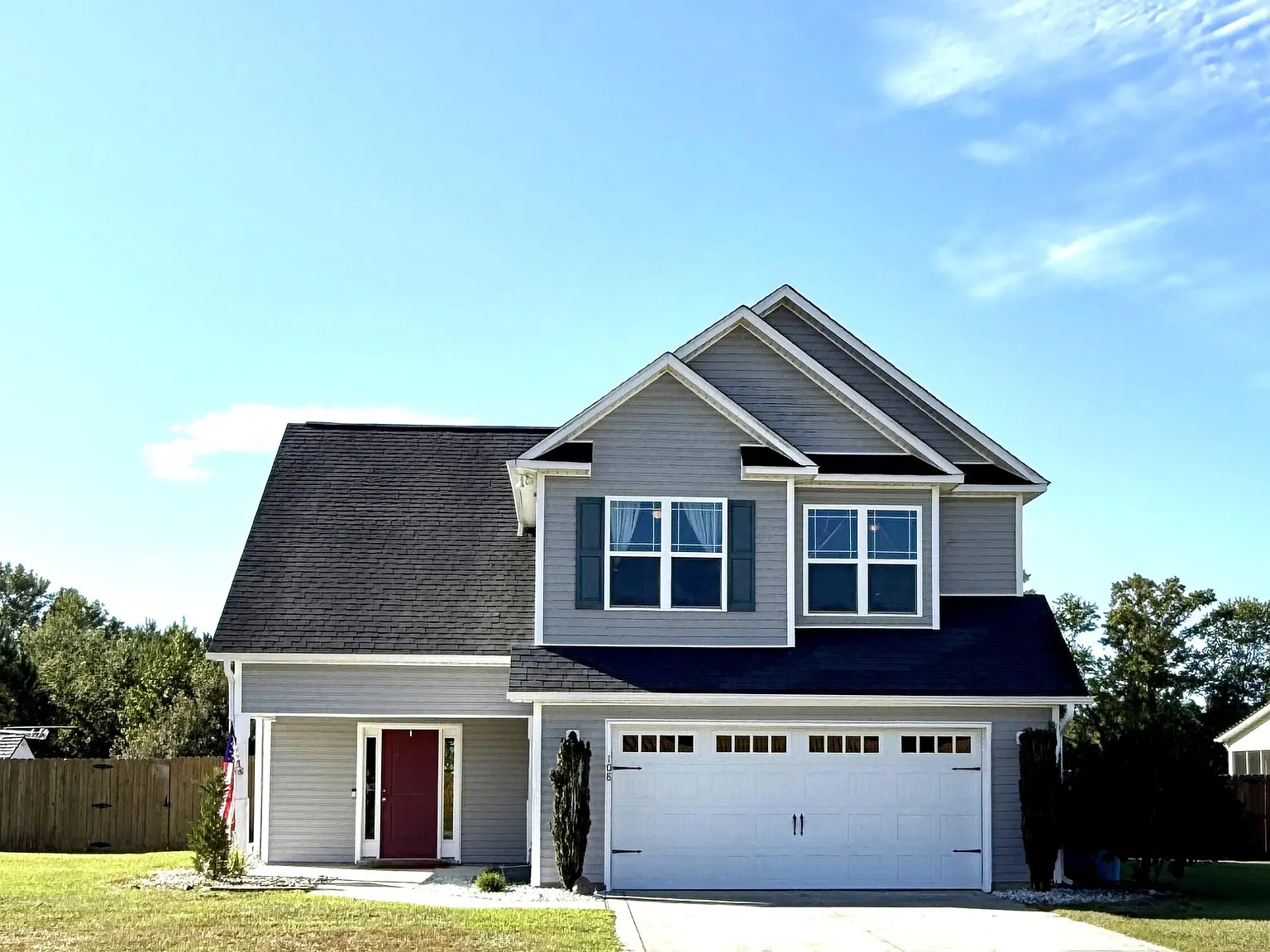 3 bed, 2.5 bath, 1889 sqft, $1,800 — Photo 1