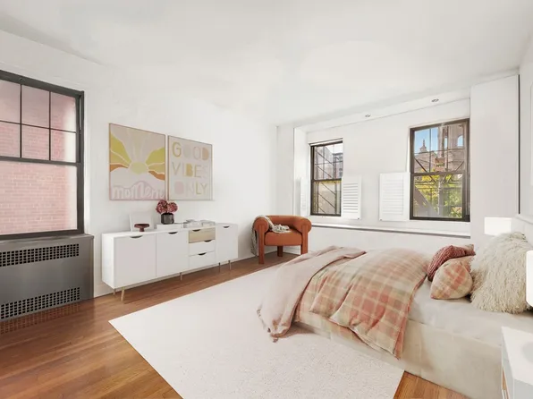 290 6th Avenue image 9 of 17