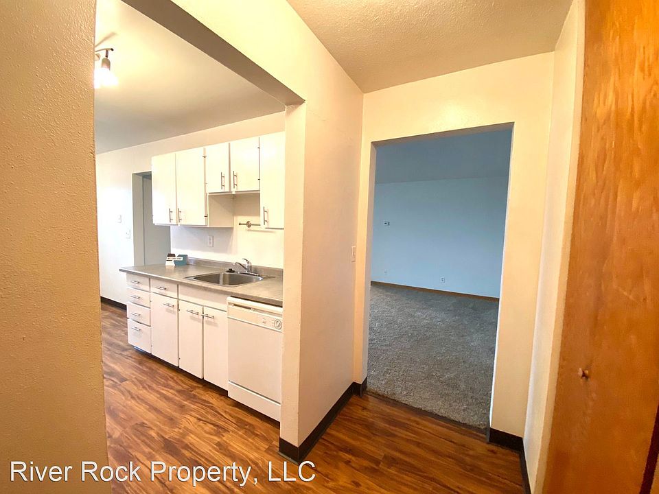 816820 24th Ave S Apartments Moorhead, MN Zillow
