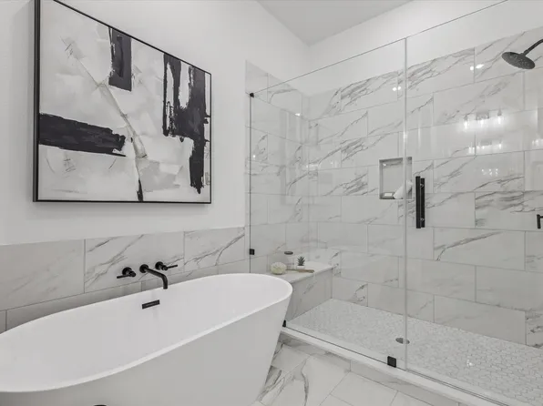 5622 Azores, Houston, TX 77091