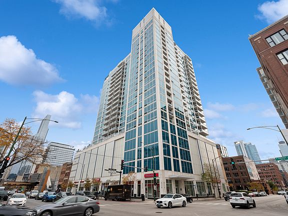 2nd image of 757 N Orleans St APT 612