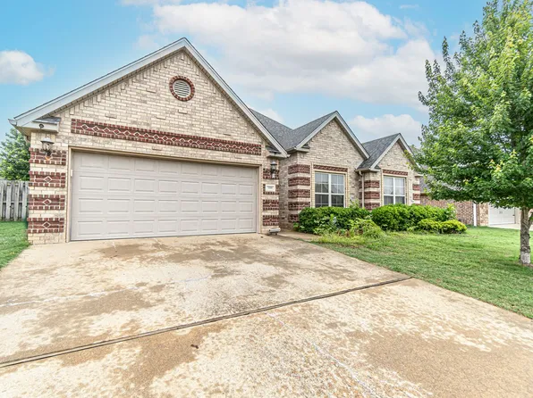 1151 Torbay Trce, Centerton, AR 72719