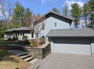 10 Ladyslipper Cir, Amherst, MA 01002