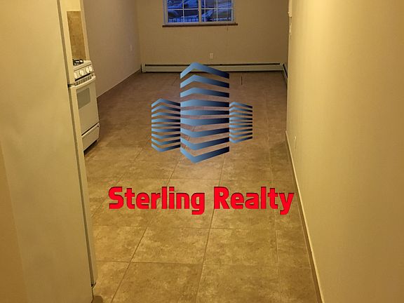 5th image of 3158 37th St #3R