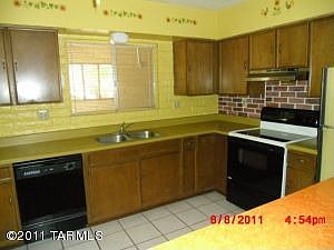 4th image of 2635 W Calle Puebla