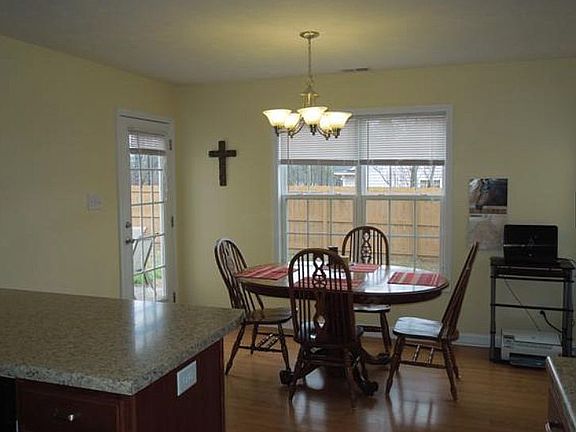 5th image of 487 Smokey Mountain Dr