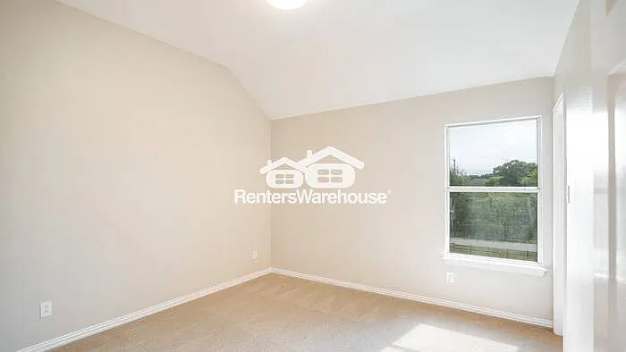 508 Lilac Ln — Photo 40