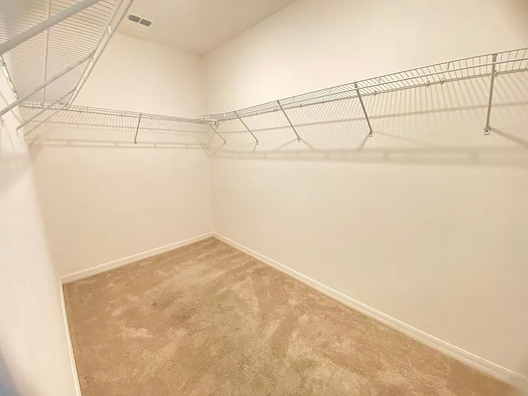 2751 Rialto Ct — Photo 22