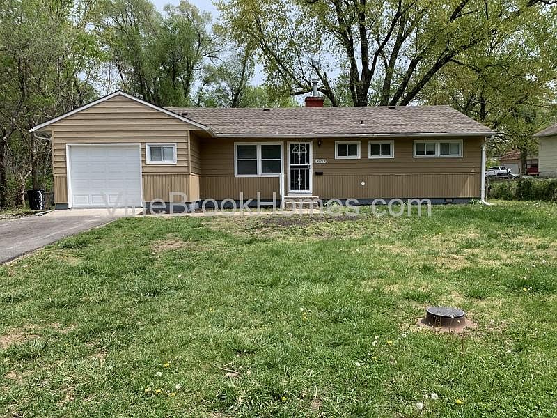 1st image of 10719 Ewing Ave