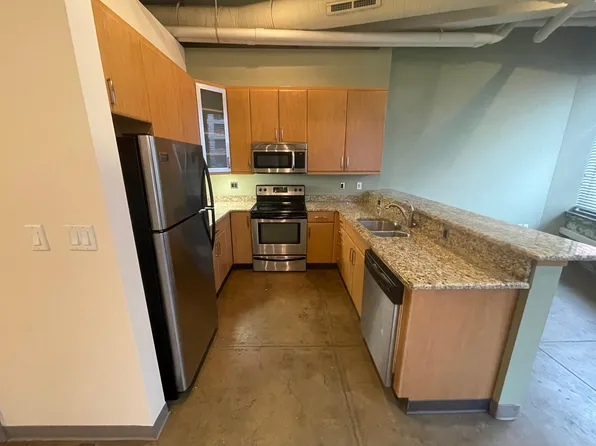 1104 Prospect Ave E, Cleveland, OH