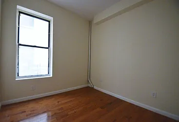 Rented by CITY SKYLINE REALTY INC