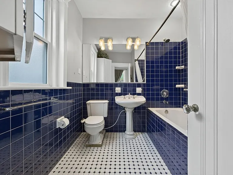 138 Sewall Ave #C — Photo 29