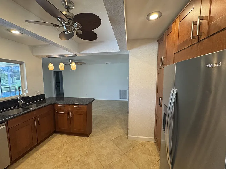 2806 Summerfield Rd — Photo 27