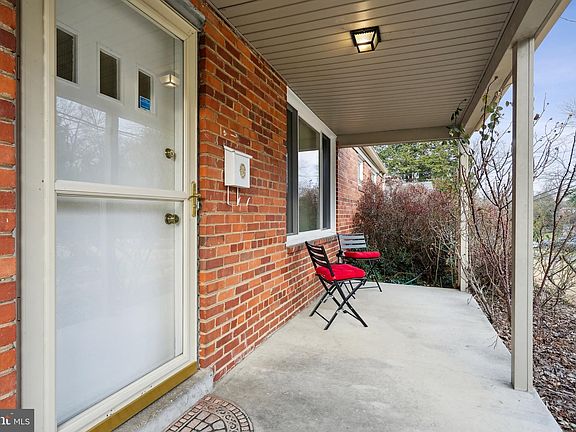 4th image of 3310 Gumwood Dr