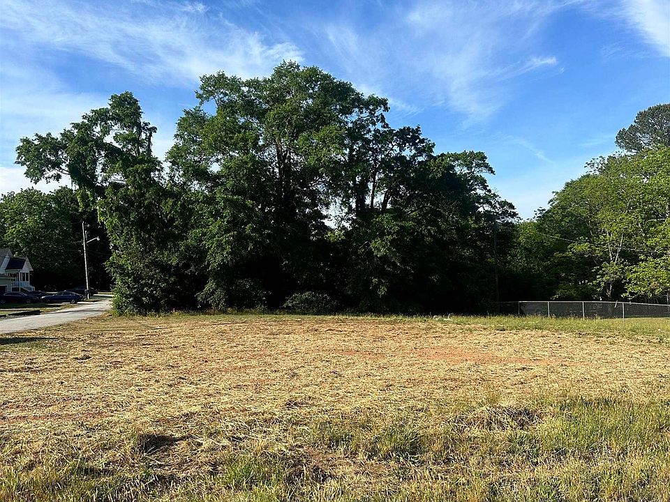 1st image of 200 N Line Street Ext