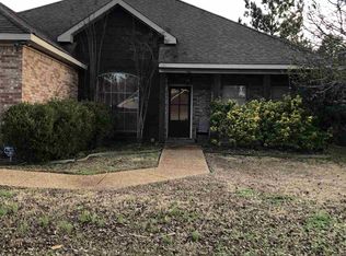 205 Jacks Pl, Brandon, MS 39047