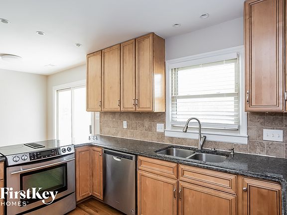 4th image of 6802 Candlewyck Ln
