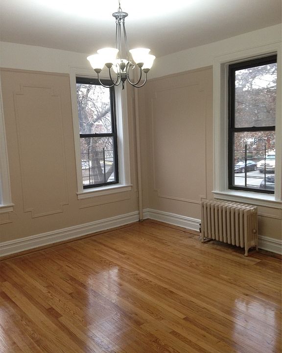 1st image of 210 Putnam Ave APT 3