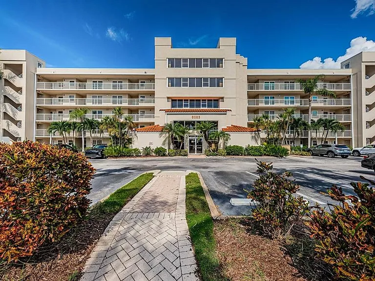 6083 Bahia Del Mar Cir #159 — Photo 3
