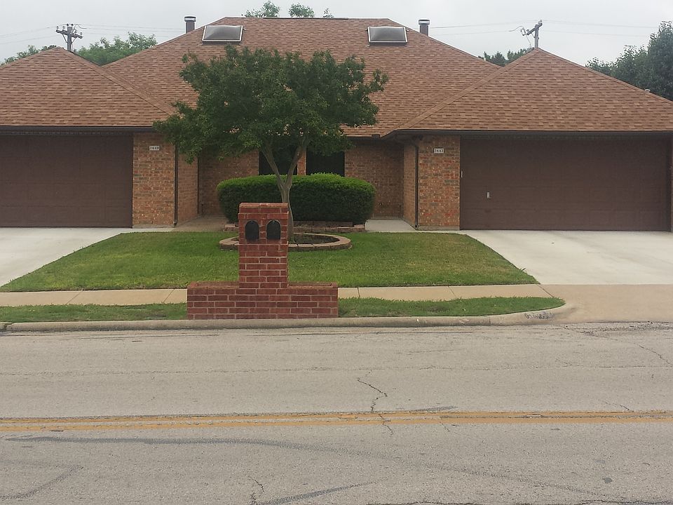 1st image of 3642 Country Club Dr W