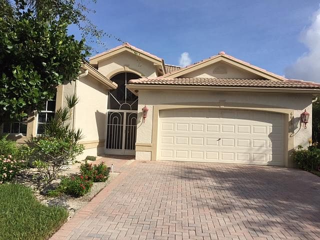 1st image of 6615 Lucaya Ave