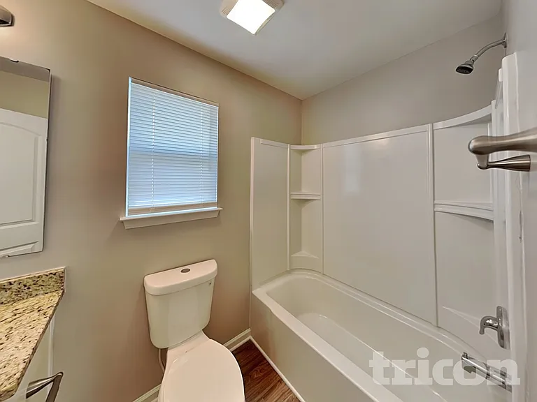 120 Altondale Dr — Photo 10