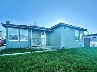 3020 E Hedges Ave, Fresno, CA