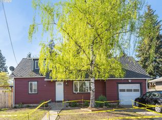 12518 SE Salmon Ct, Portland, OR 97233