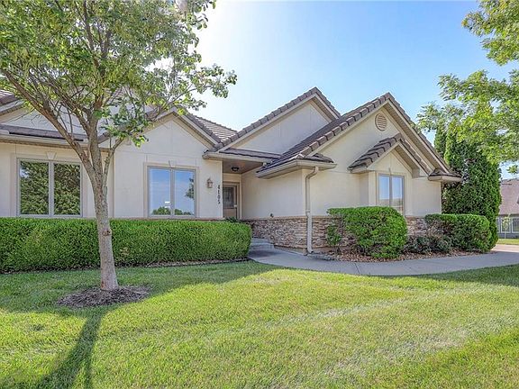2nd image of 4105 NE Chapel Manor Dr #1A