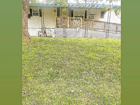 121 Nester Dr, Norristown, PA 19403