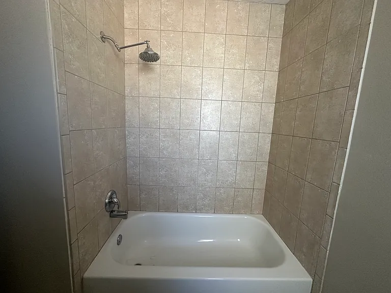 7112 S Shore Dr S — Photo 29
