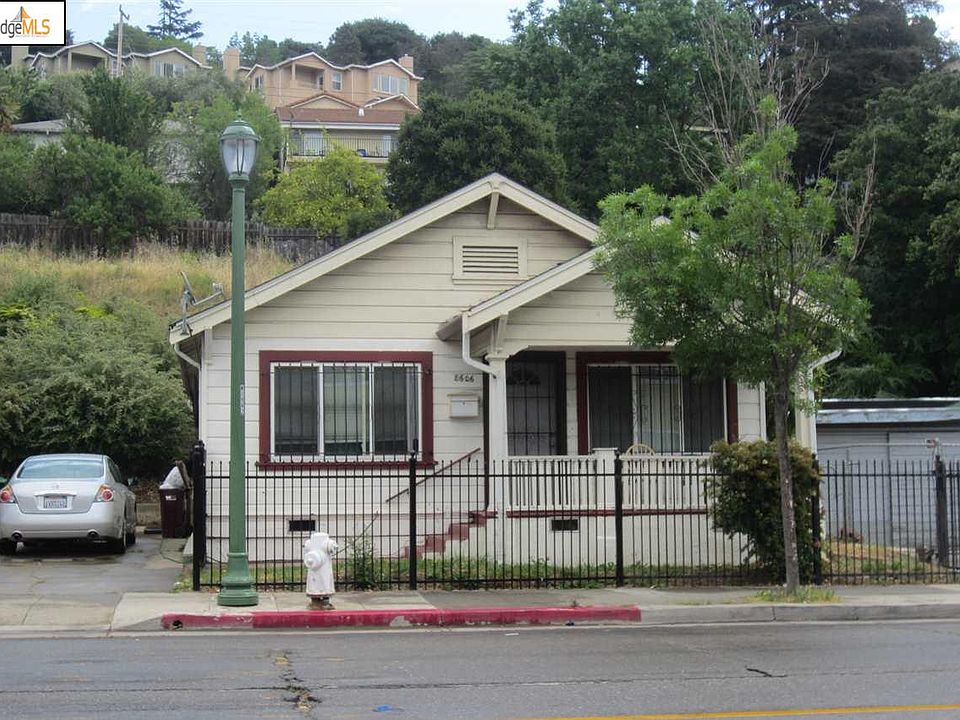 2nd image of 8606 Macarthur Blvd