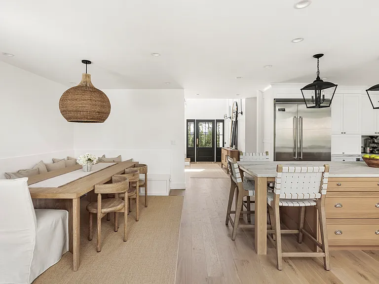 571 Montauk Hwy — Photo 7