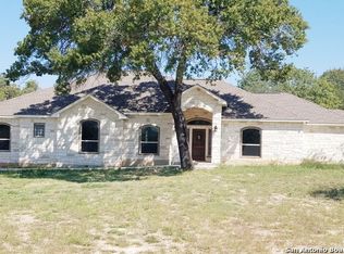 108 Lisa Dawn Dr, Adkins, TX 78101