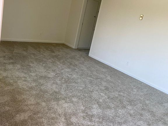 3rd image of 5808 S Pacific Coast Hwy APT 15
