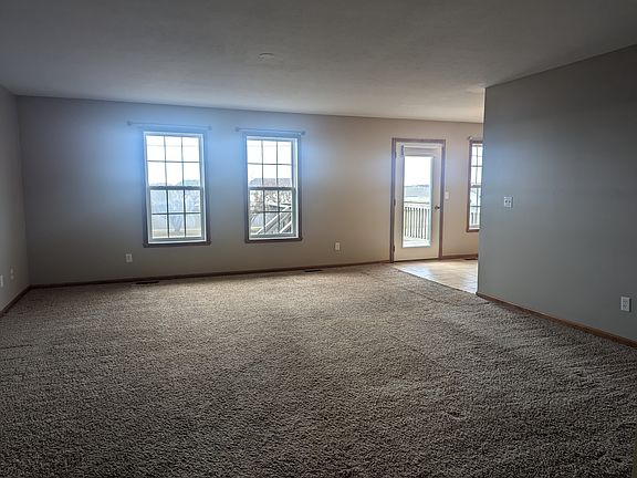 2nd image of 7156 Salzbrenner Ln