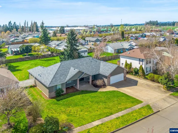 1580 Eagle St, Stayton, OR 97383